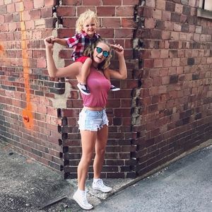 Meet your Posher, Amber